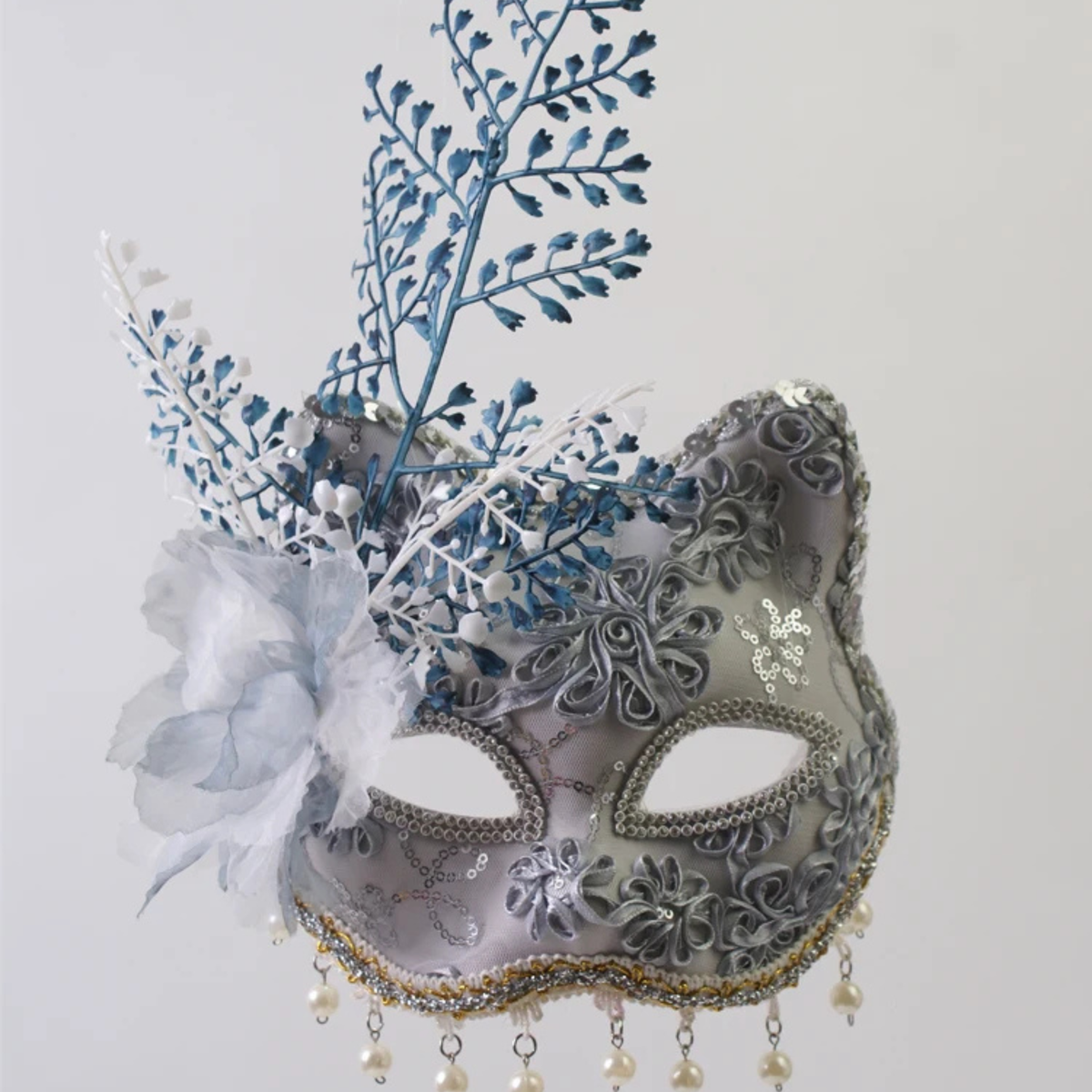 Baile de Máscaras em Formato de Gato/Raposa (Estilo Cat Mask ou Fox Cat Masquerade) Dourada e Lantejoulas