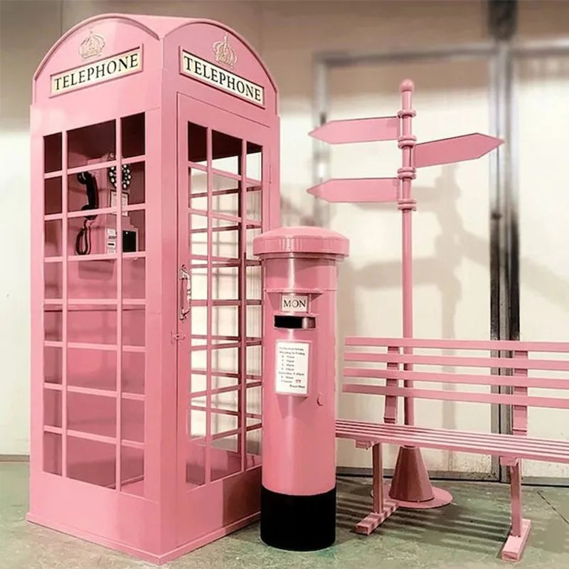 Cabine Telefônica Temática Vermelho/Branco/Preto Tamanho Real Rosa Flores Londres