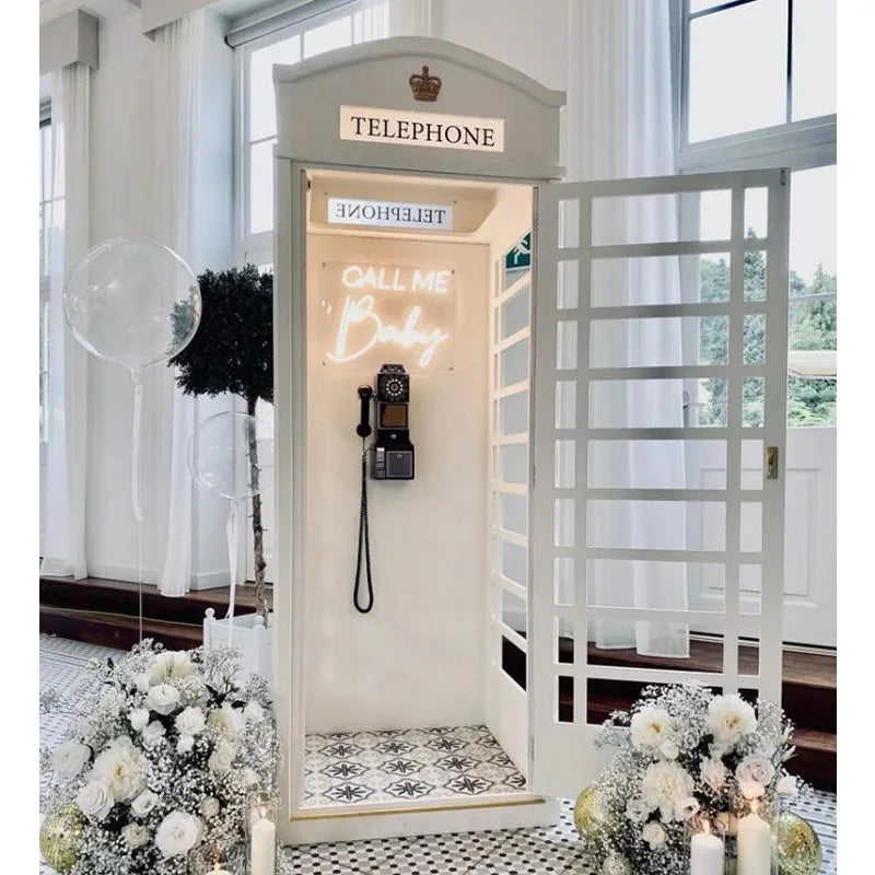 Cabine Telefônica Temática Vermelho/Branco/Preto Tamanho Real Rosa Flores Londres