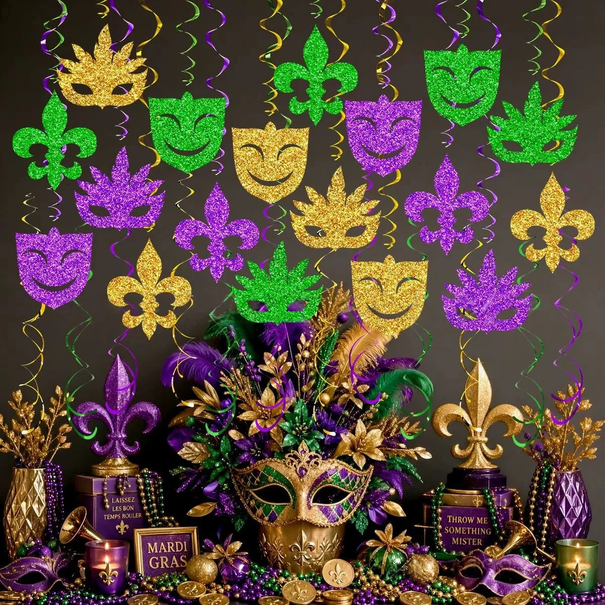 Carnaval, Enfeitadas com Glitter nas Cores Tradicionais Roxo, Verde e Dourado, Apresentando Máscaras de Baile