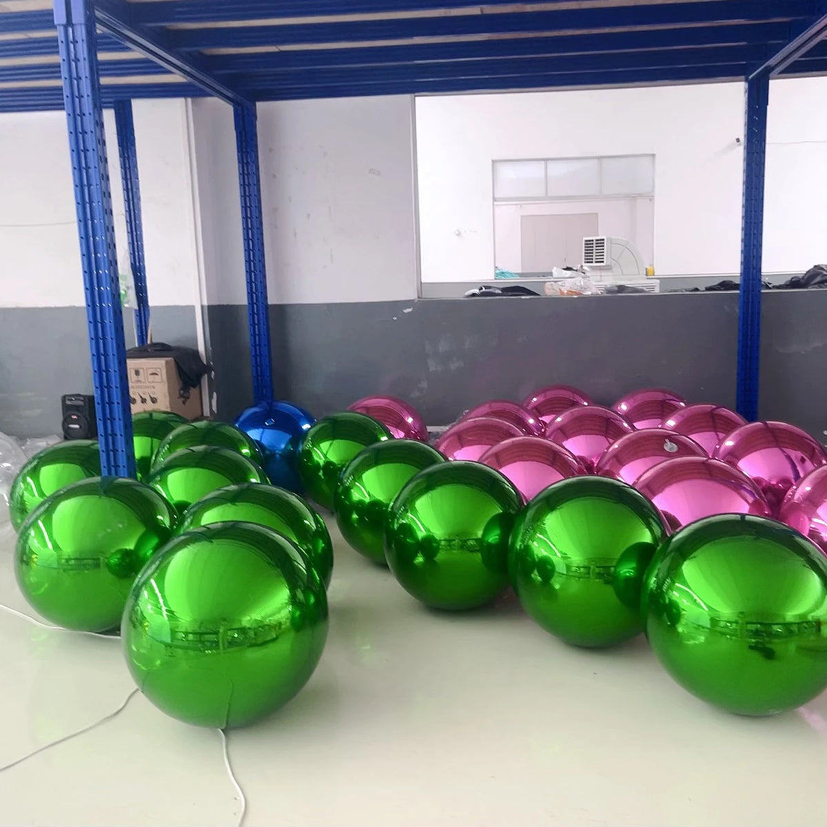 Bola espelhada inflável dourada, bolas brilhantes grandes esferas refletivas reutilizáveis