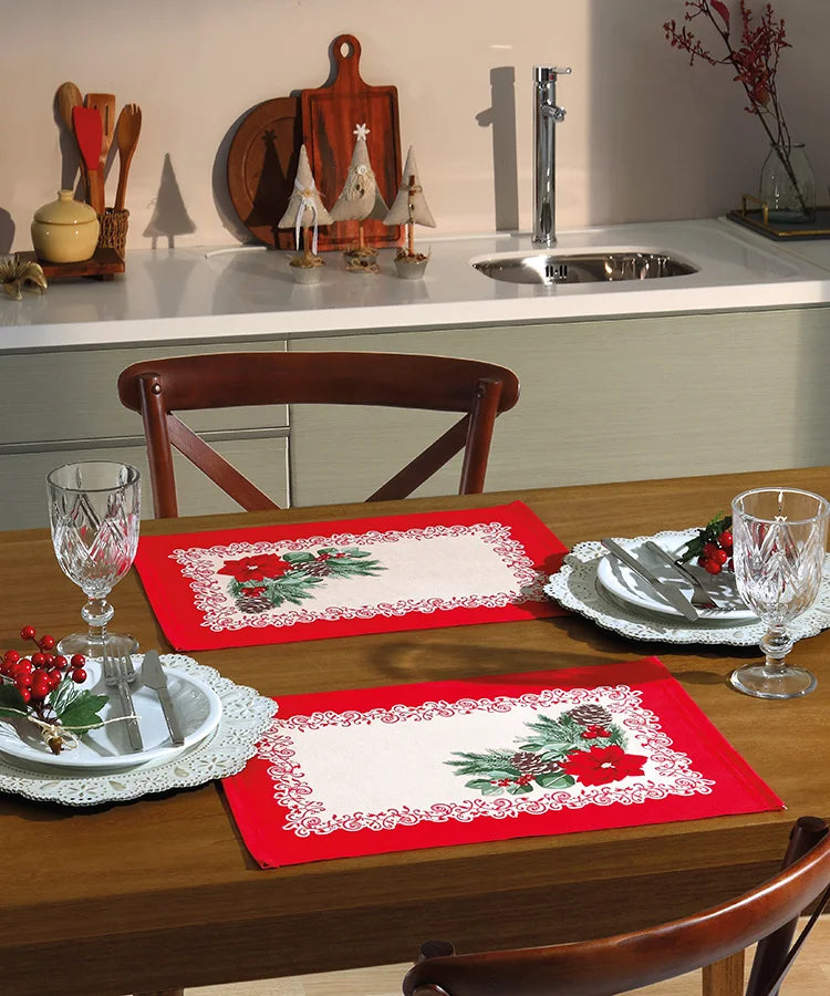 Toalha de Mesa Retangular 8 Lugares Natal Vermelho com Detalhes em Dourado