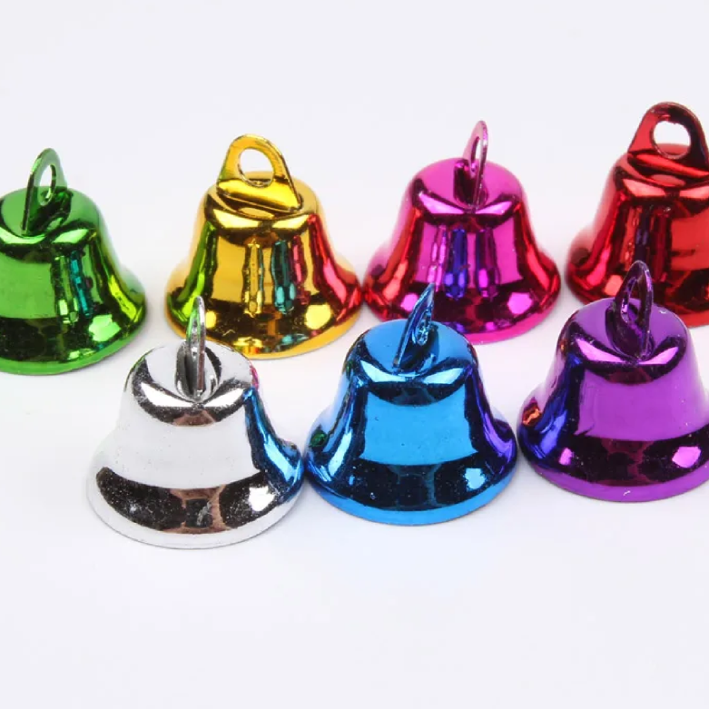 Sino Multicoloridos 50 Peças de Armários de Metal de 0,43 Polegadas para Natal Sinos