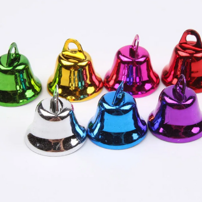 Sino Multicoloridos 50 Peças de Armários de Metal de 0,43 Polegadas para Natal Sinos