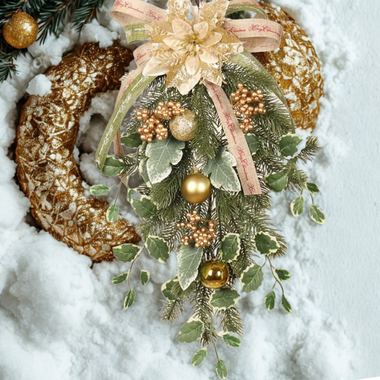 Guirlandas Coroa de Natal Guirlandas Coroa dourada com formato de sino e folhas pinheiro