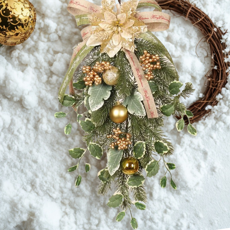 Guirlandas Coroa de Natal Guirlandas Coroa dourada com formato de sino e folhas pinheiro
