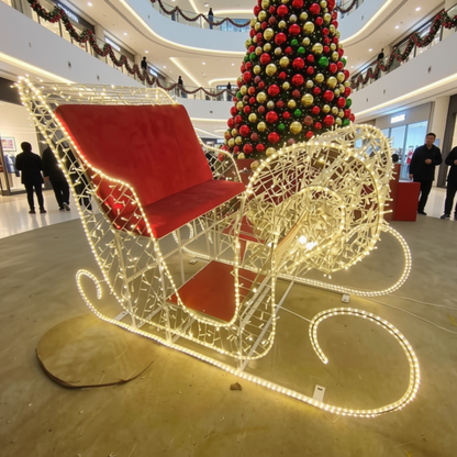 Trenó Iluminado com Detalhes à Direita Escultura 3D Natalina LED para Shopping Center