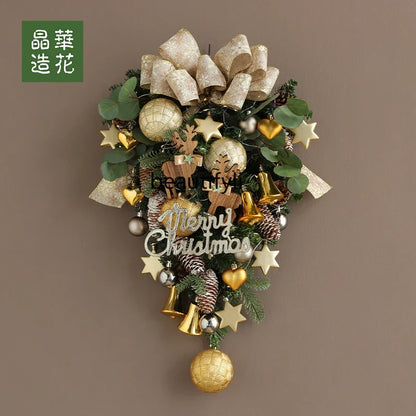 Guirlanda de Natal Nevada com Bolas Vermelhas, Pinhas e Azevinhos - Decoração Natalina