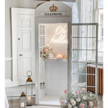 Cabine Telefônica Temática Vermelho/Branco/Preto Tamanho Real Rosa Flores Londres