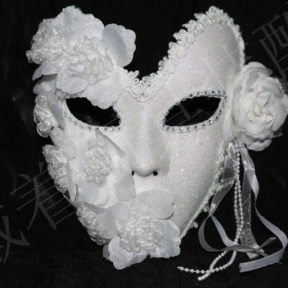 Máscara Facial Estilo Esta é uma Máscara de Baile Veneziana Preta Decorada com Strass ao Redor e Flores Preto