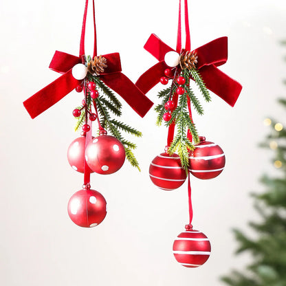 Sino de Natal com Bagas e Pinha, Enfeite Natalino de Pendurar com Laços e Bolas/Sinos