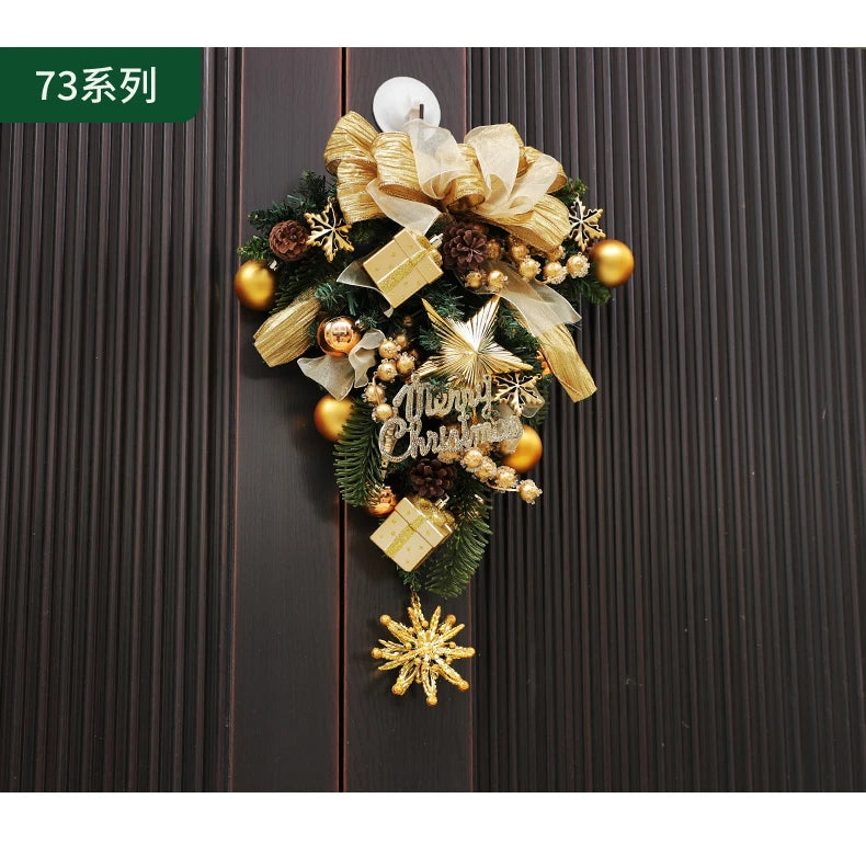 Guirlanda de Natal Nevada com Bolas Vermelhas, Pinhas e Azevinhos - Decoração Natalina