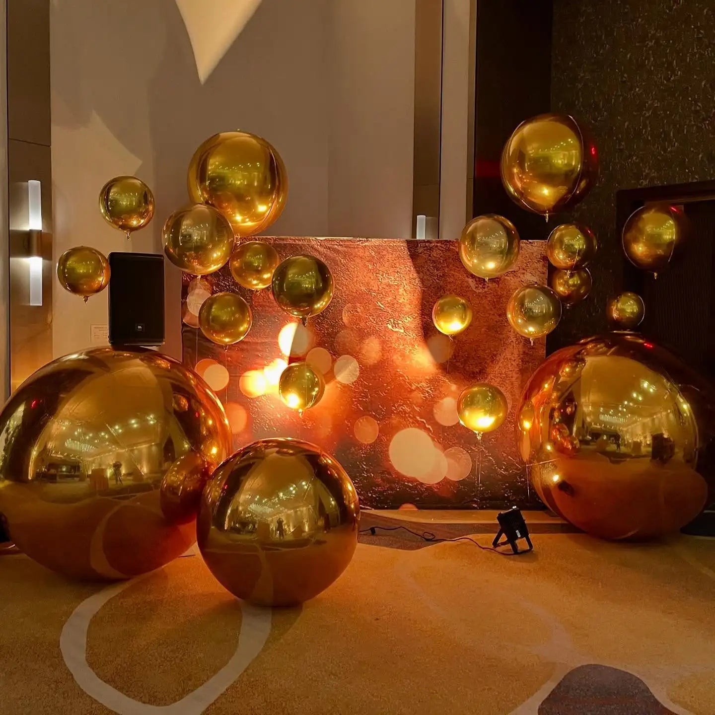 Grande bola de espelho inflável dourada, Bola espelhada de globo de aço inoxidável, adição