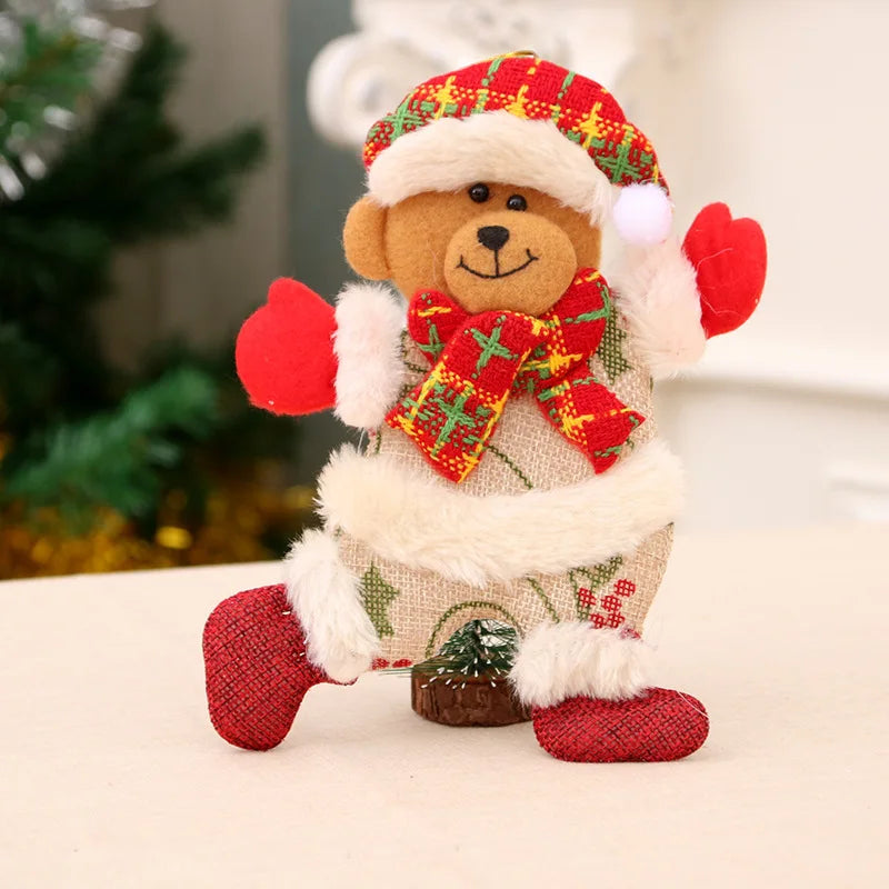 Kits Enfeites Natal Pelúcia Papai Noel e Neve Rena e Urso com Roupinha Verde e Vermelho
