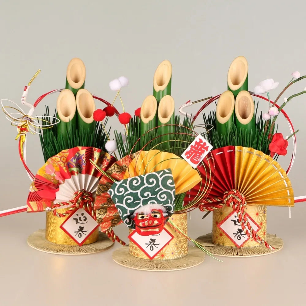 Vaso Três Tubos Leque Dourado com Placa de Madeira, Adorno de Mesa de Ano Novo Japonês (Kadomatsu)