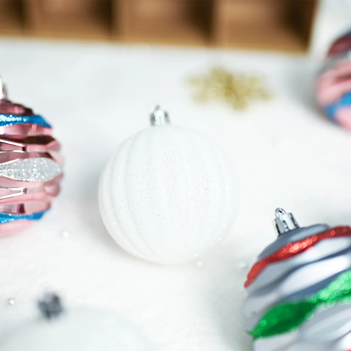 Enfeites de bolas de Natal de 8,5 cm – 16 peças de bolas de plástico para árvore de Natal