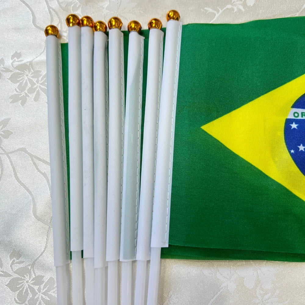 Bandeira de mão do Brasil Pacote com 50 mini bandeiras de mão Brasil, bandeira brasileira