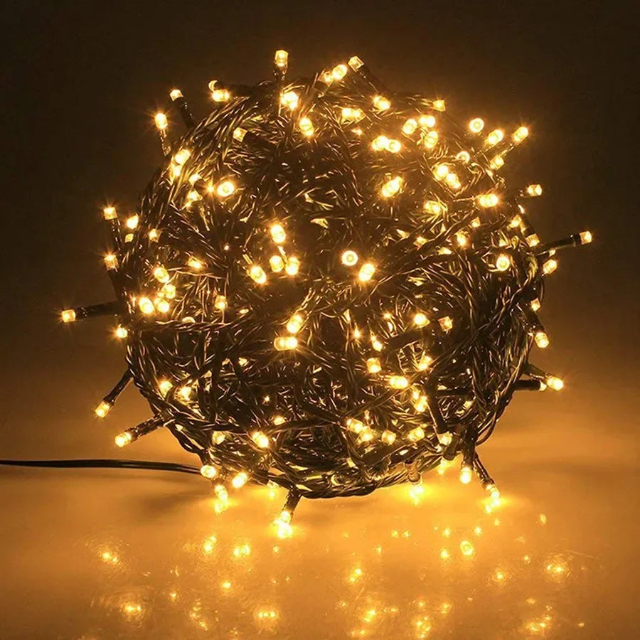 Luzes de Natal, Luzes de Natal de Baixa Voltagem de 98,4 pés, 100M LEDs - com Adaptador