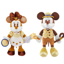 Carregar imagem no visualizador da galeria, Minnie Disney Mickey Mouse Minnie os personagens mais queridos do mundo mágico da Disney agora em adoráveis Bonecas de Pelúcia! A coleção Minnie Mickey vai encantar toda a família
