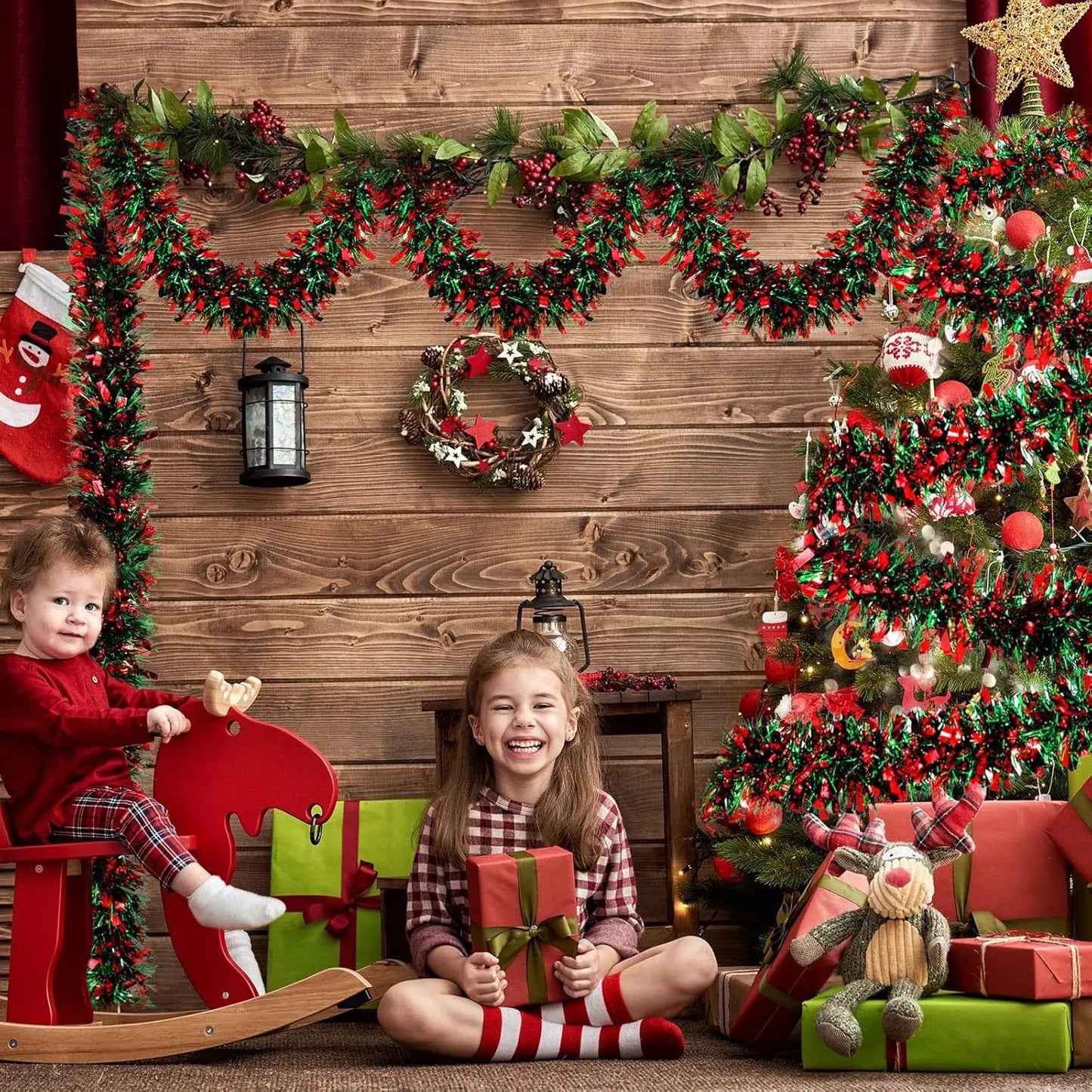 Guirlanda de Natal, serpentinas de Natal, enfeites, guirlanda de Natal, guirlanda corrimão