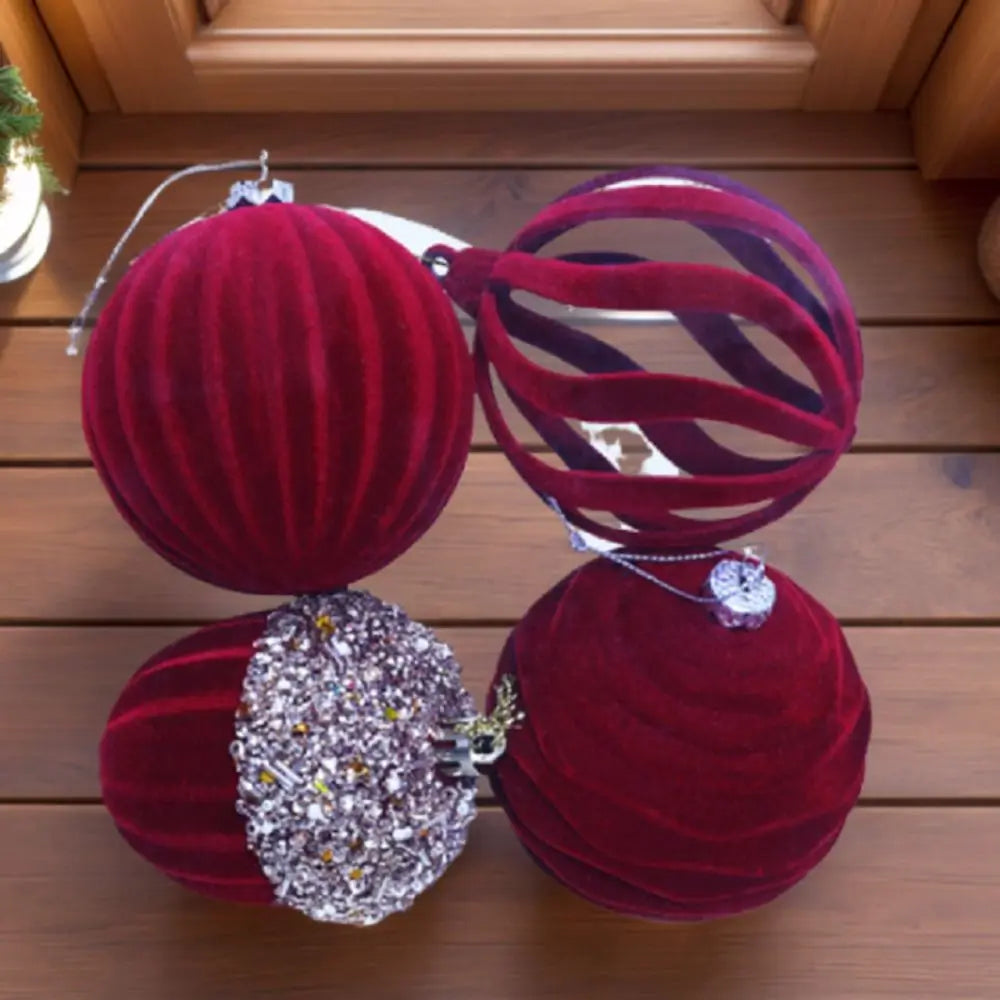 Bola de Natal Enfeites de Bolas de Natal de Veludo 4 Peças Decorativos / Tamanho: 16x8cm
