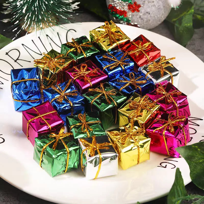 Caixas de Presente Pequenas Decoração de Árvore de Natal Cores Aleatórias 12/240 peças