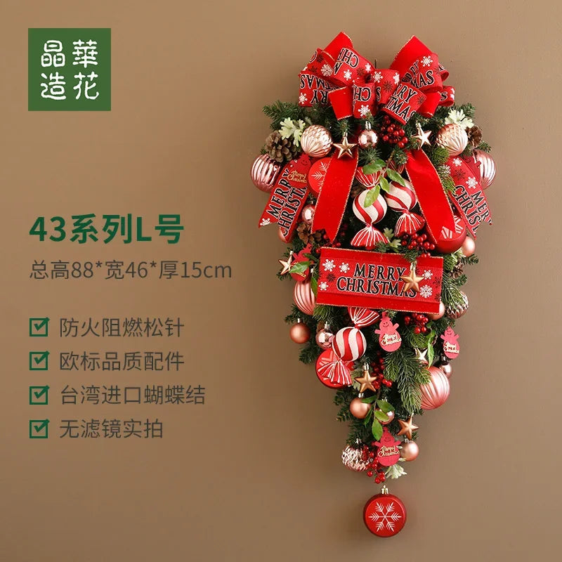 Guirlanda de Natal Nevada com Bolas Vermelhas, Pinhas e Azevinhos - Decoração Natalina