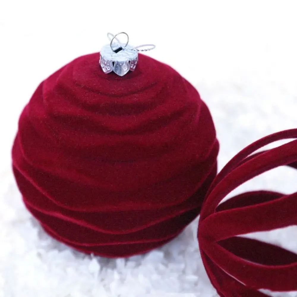 Bola de Natal Enfeites de Bolas de Natal de Veludo 4 Peças Decorativos / Tamanho: 16x8cm