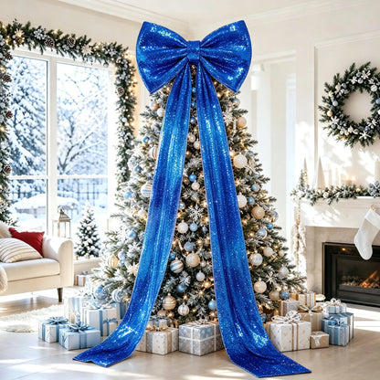 Laço Decorativo Shopping Gigante de Cor Rosa com Fitas Longas Penduradas no Topo de uma Árvore de Natal