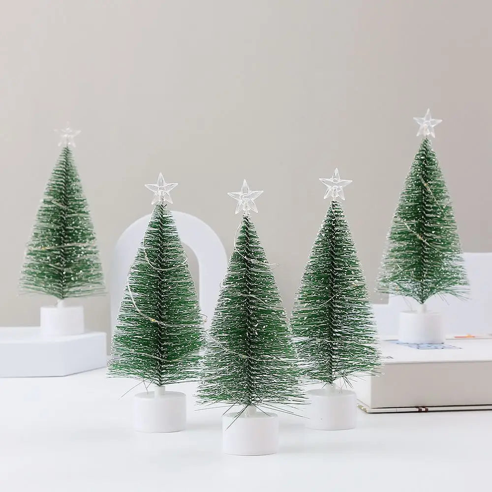 Árvore de Natal Pequena com Luz Multicolorida Conjunto de 3 Luzes LED Coloridas Natal