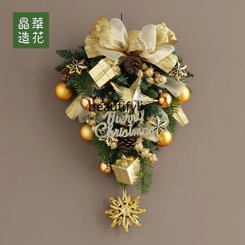 Guirlanda de Natal Nevada com Bolas Vermelhas, Pinhas e Azevinhos - Decoração Natalina