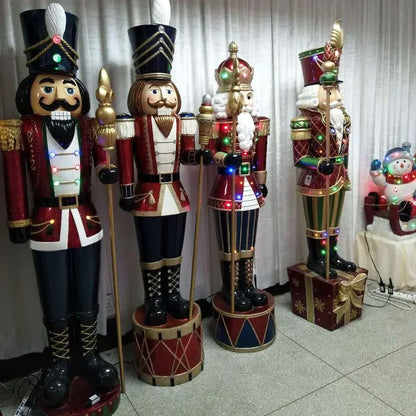 Estatueta de quebra-nozes de resina da Fraser Hill Farm com luzes LED multicoloridas