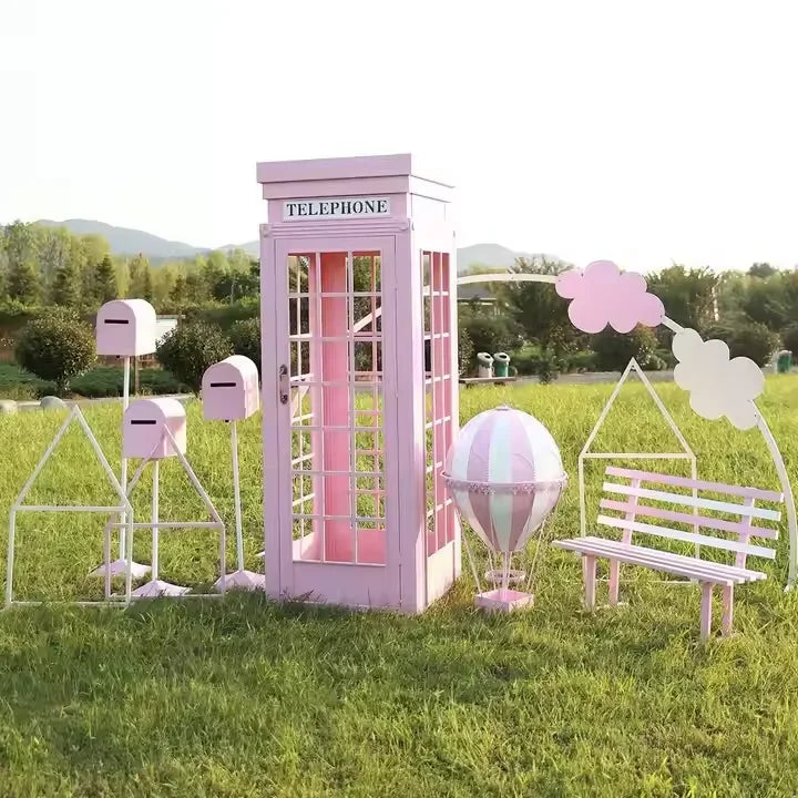 Cabine Telefônica Britânica Antigo Retro Rosa Estilo britânico antigo vintage foto cabine