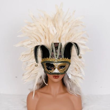 Máscara Veneziana Arlequim com Penacho de Plumas Pretas (Máscara de Bobo da Corte / Carnaval Veneziano)