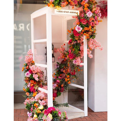 Cabine Telefônica Temática Vermelho/Branco/Preto Tamanho Real Rosa Flores Londres