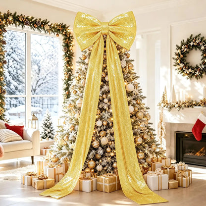 Laço Decorativo Shopping Gigante de Cor Rosa com Fitas Longas Penduradas no Topo de uma Árvore de Natal