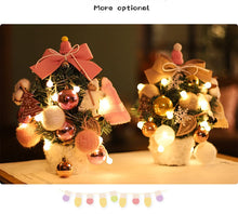 Carregar imagem no visualizador da galeria, Mini Arvore De Natal Decoração De Mesa 30cm Laços E Pinhas
