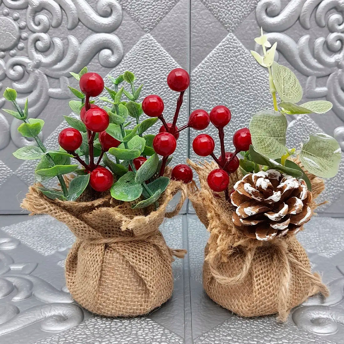 Vaso Cereja Pinha 2 Peças Arranjos Enfeite Mesa Natal Vaso Cereja Pinha 15cm Arranjos