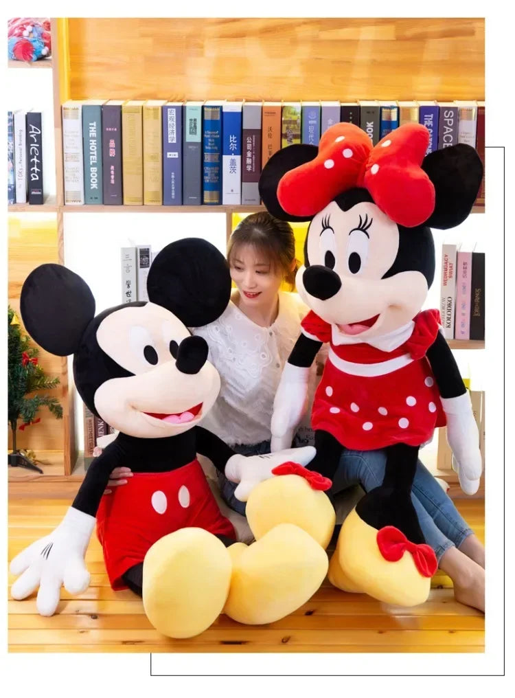 Mickey e Minnie Pelúcia Infantil Disney Mickey Mouse com Mecanismo de Luz