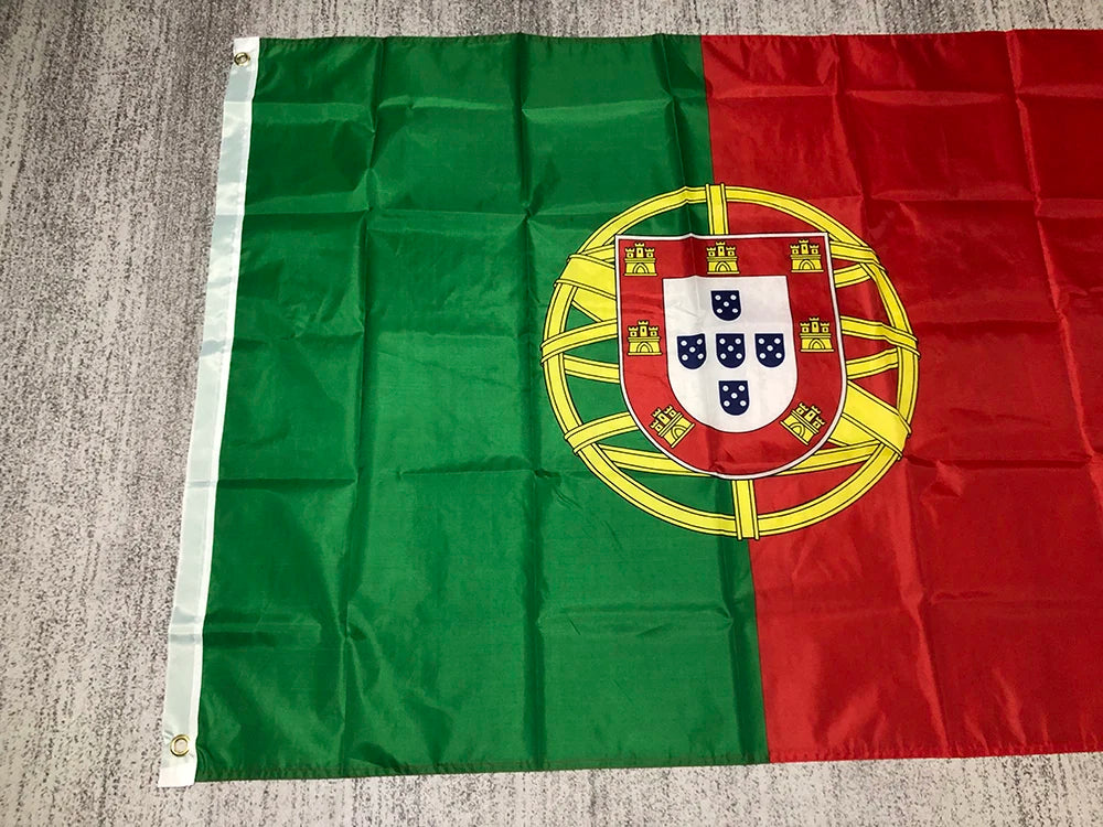 Bandeira De Portugal Oficial 1,50 X 0,90 Mts 100% Poliéster