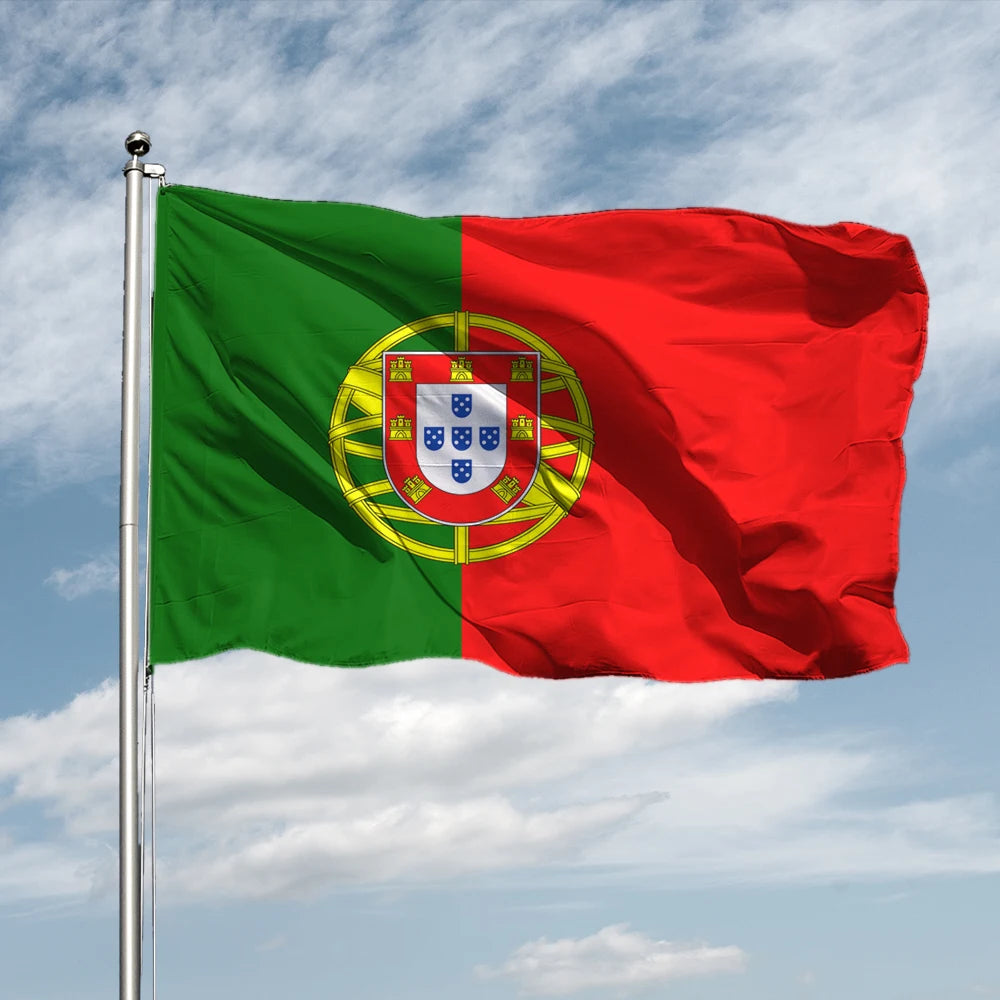 Bandeira De Portugal Oficial 1,50 X 0,90 Mts 100% Poliéster