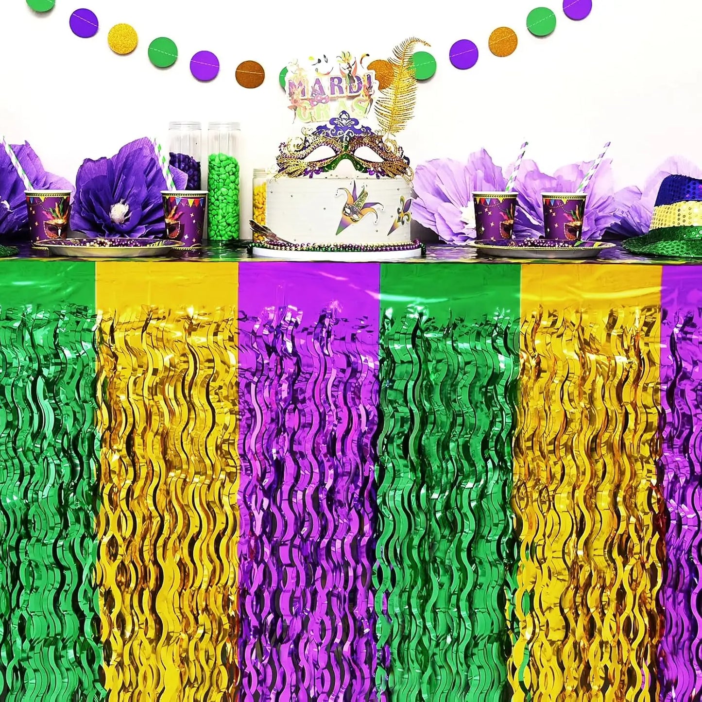 kit Carnaval Pacote com 1 saias de mesa com franjas metálicas Carnaval de 29,5 x 182 cm
