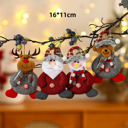 Kits Enfeites Natal Pelúcia Papai Noel e Neve Rena e Urso com Roupinha Verde e Vermelho