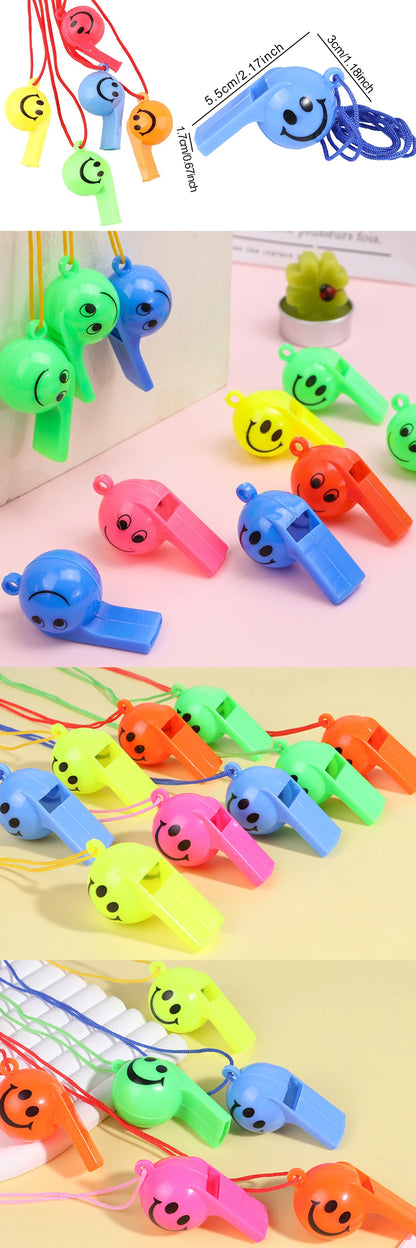 Apitos de plástico com cordão padrão de futebol treinamento apito infantil crianças futebol