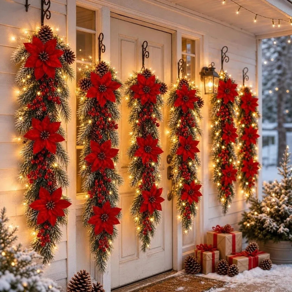 Enfeite é um Arranjo Pendente de Natal Artificial, Flores de Poinsétia Vermelho e Folhagem Pinheiro