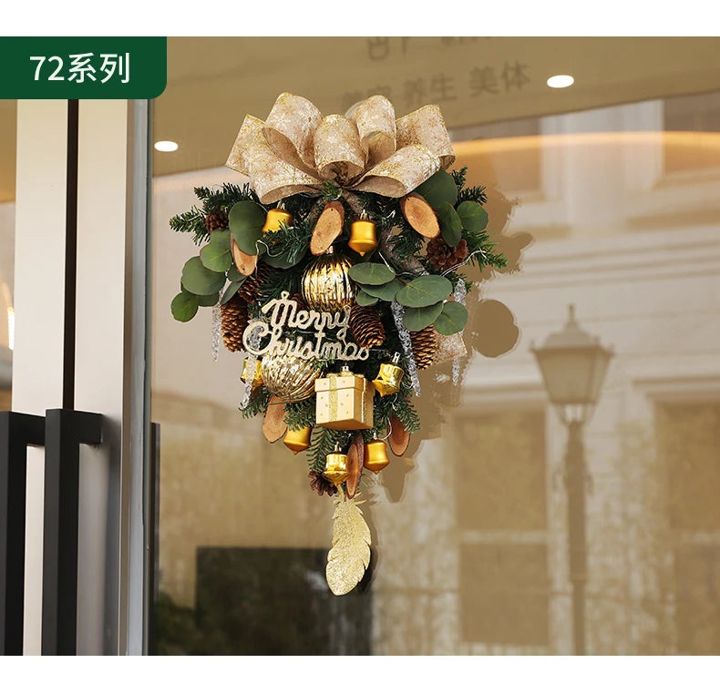 Guirlanda de Natal Nevada com Bolas Vermelhas, Pinhas e Azevinhos - Decoração Natalina