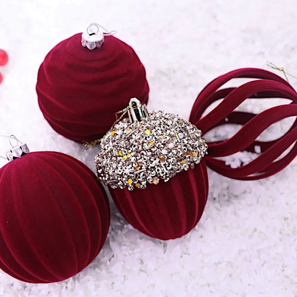 Bola de Natal Enfeites de Bolas de Natal de Veludo 4 Peças Decorativos / Tamanho: 16x8cm