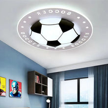 Carregar imagem no visualizador da galeria, Lâmpada de teto de futebol perfeitas para qualquer estilo de decoração  confiáveis
