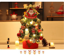 Carregar imagem no visualizador da galeria, Mini Arvore De Natal Decoração De Mesa 30cm Laços E Pinhas
