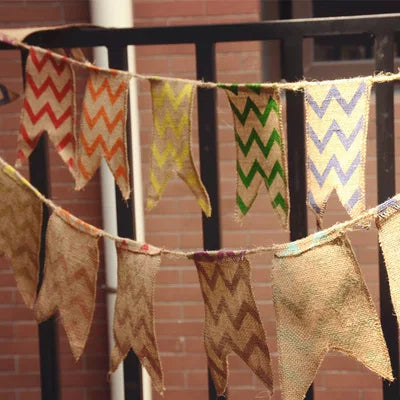 Bandeirinhas Festa Junina de Pano Faixas Rústicas Multicoloridas em Formato Andorinha